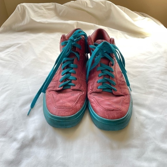 Alife x Barney’s New York Leather High Top Sneakers‎ in Red Blue Size 9.5 - Picture 4 of 9